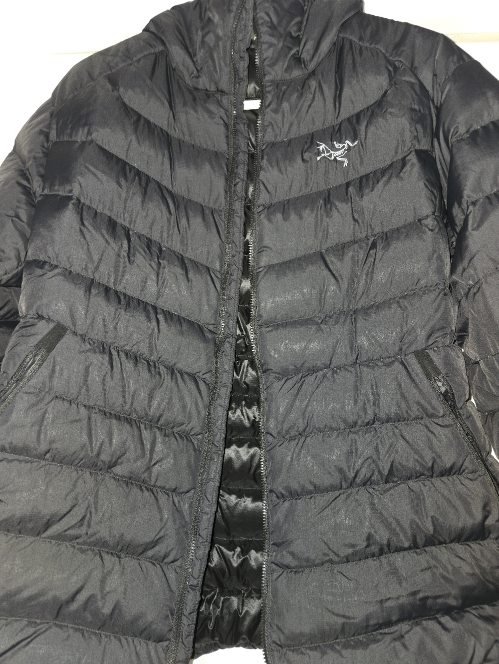 Arc'teryx Black and White Garment Care Label